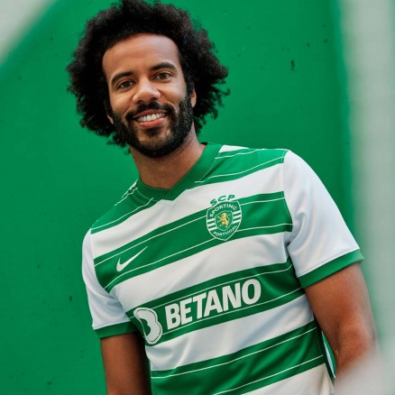 Sporting CP 2021/22 Jersey  - Home