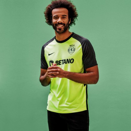 Sporting CP 2021/22 Jersey  - Away