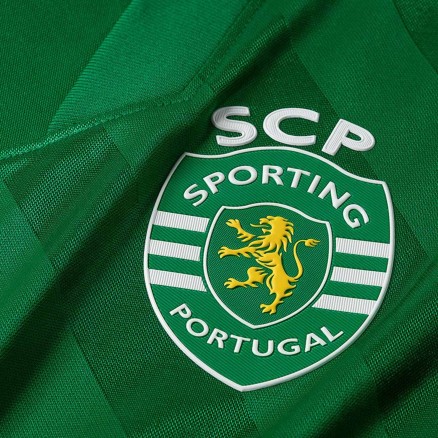 Sporting CP 2021/22 Jersey  - Pre-match