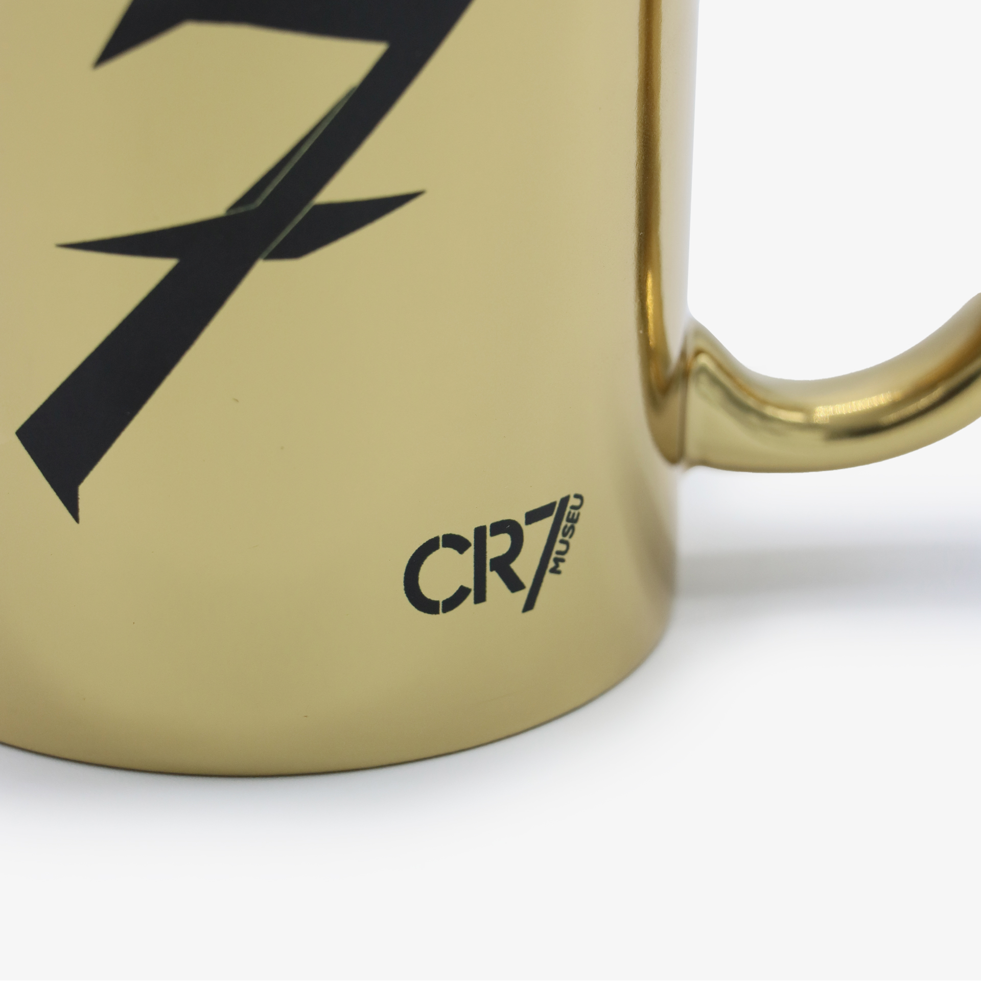 Tasse métallisée CR7