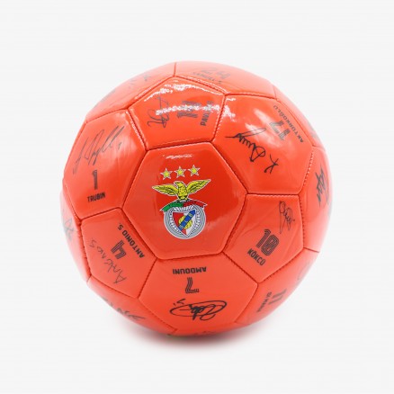 Bola do SL Benfica Autografada