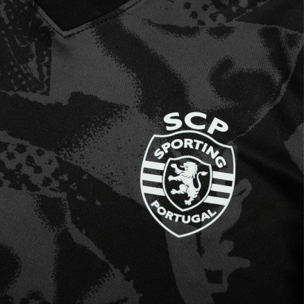 Camisola JR Sporting CP 2025/26 - Pré-Match Camisola JR Sporting CP 2025/26 - Pré-Match