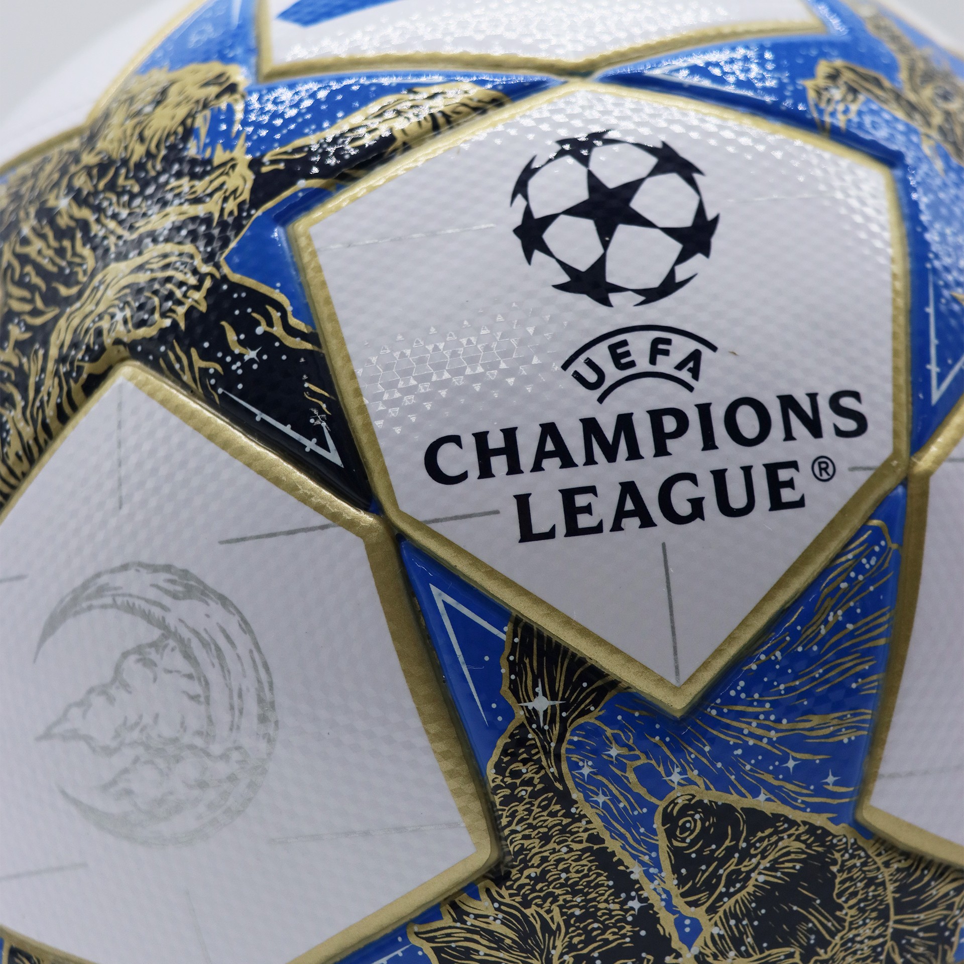 Bola UEFA Champions League 2025/26