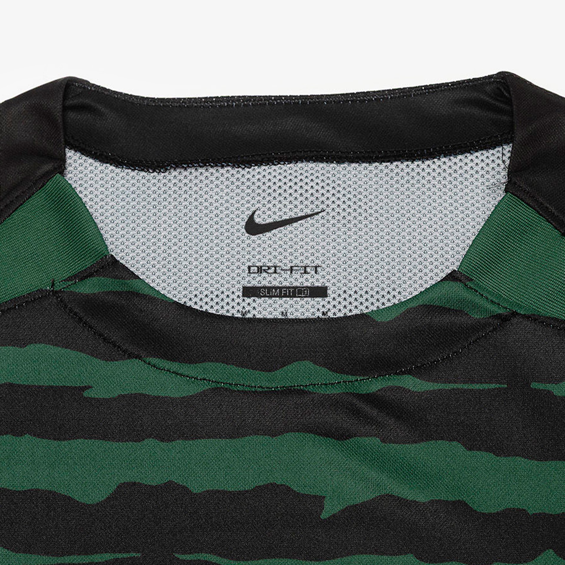 Sporting CP 2025/26 Jersey - Christmas Kit