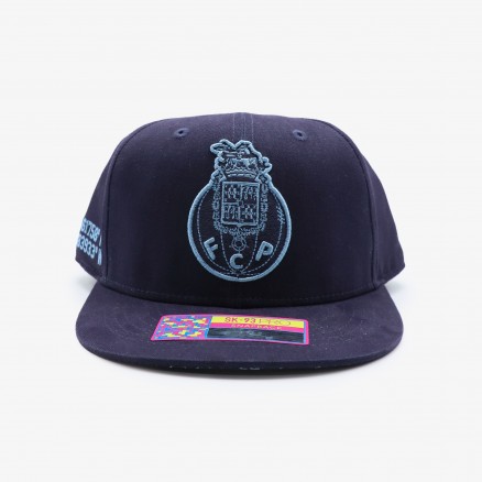 Drag�o Stadium cap