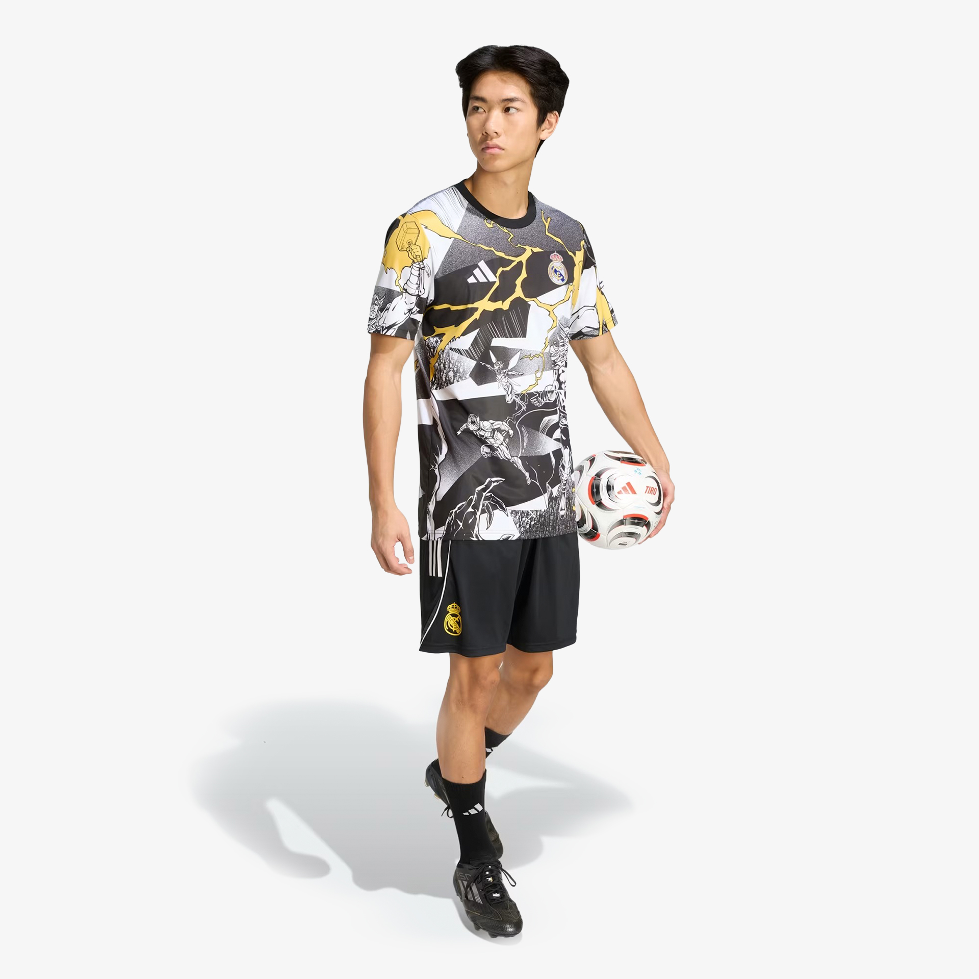 Real Madrid 2025/26 Jersey - Warm-up