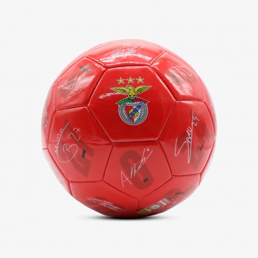Autographed SL Benfica ball