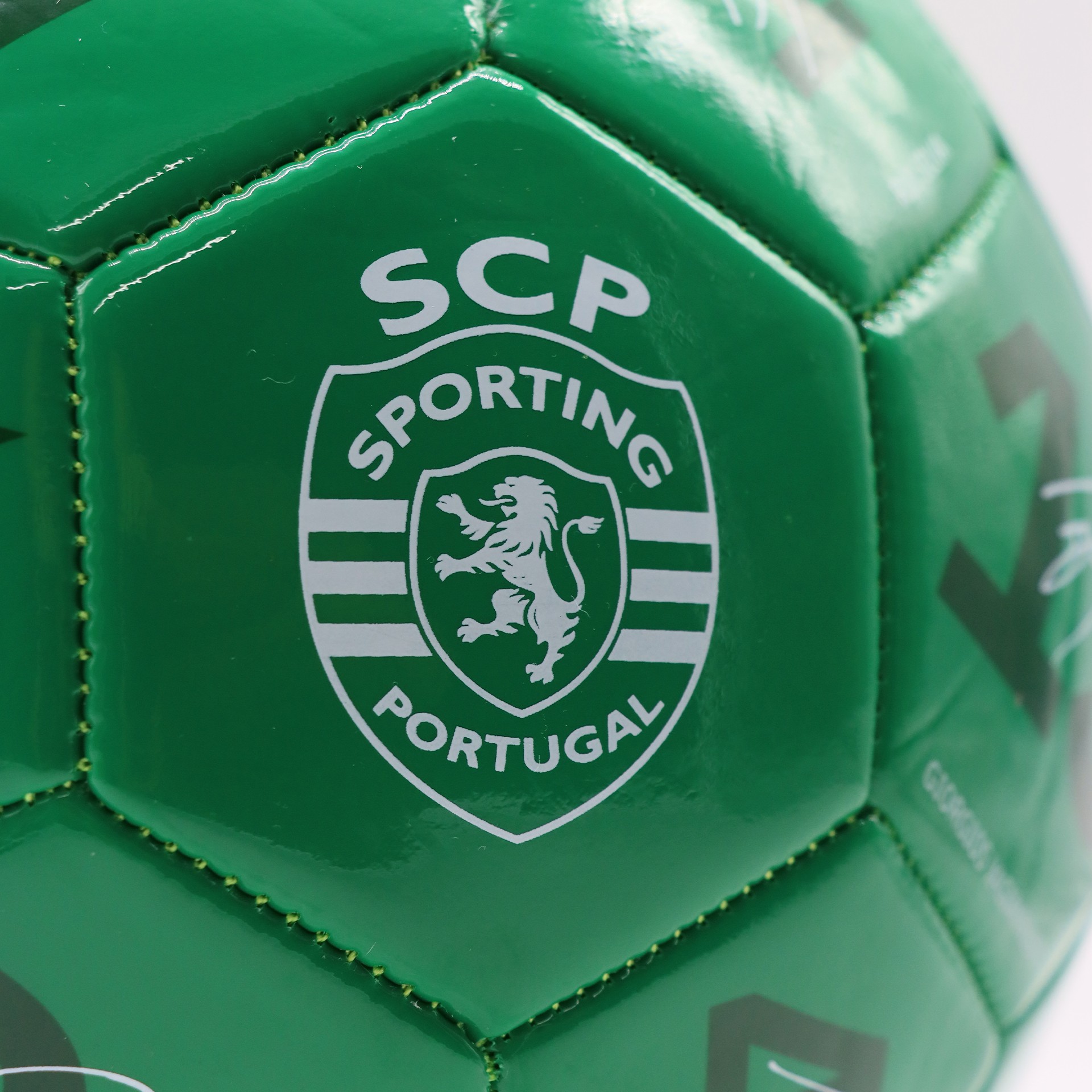 Autographed Sporting CP ball