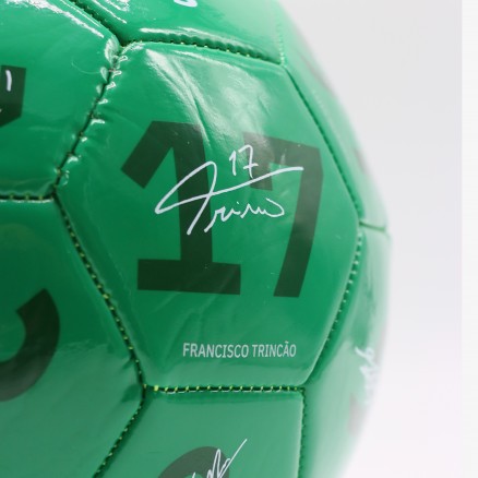 Autographed Sporting CP ball Autographed Sporting CP ball