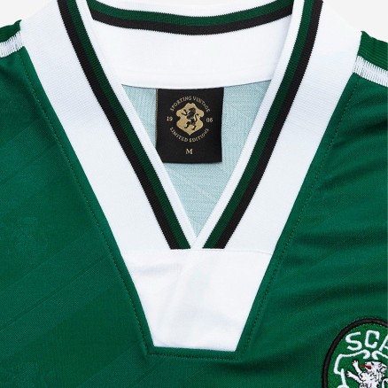 Maillot vintage Sporting CP - Édition limitée Maillot vintage Sporting CP - Édition limitée