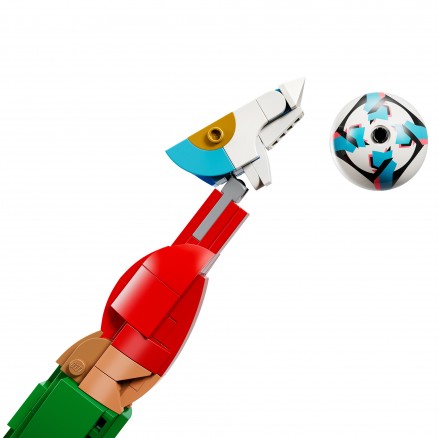 LEGO 43016 - Cristiano Ronaldo - Football Legend LEGO 43016 - Cristiano Ronaldo - Football Legend