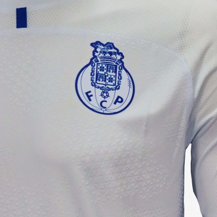 FC Porto 2026/27 Training Shirt - Staff FC Porto 2026/27 Training Shirt - Staff