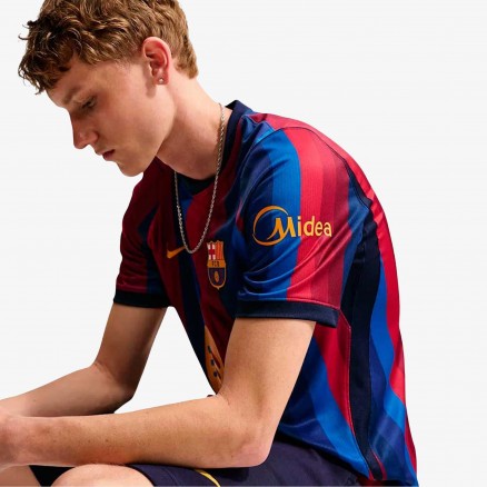 Barcelona FC 2026/27 Shirt - Home Barcelona FC 2026/27 Shirt - Home
